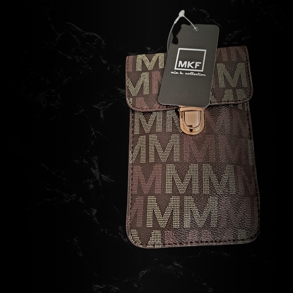 Crossbody cellphone and wallet. - Picture 2 of 3